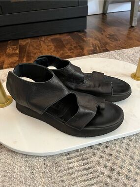 LD Tuttle Black Leather Sandals | EU 36 / US 5 | Made in Italy